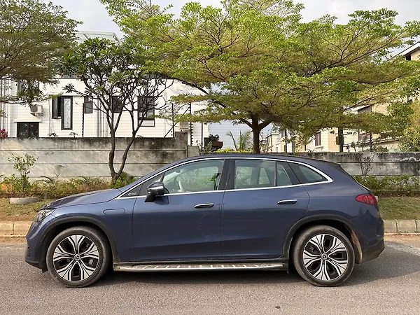 Mercedes-Benz EQE SUV 500 4MATIC - Photo 4