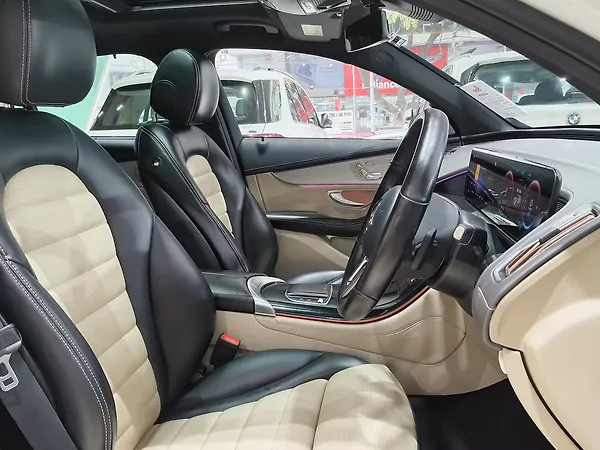 Mercedes-Benz EQC 400 4MATIC - Photo 3