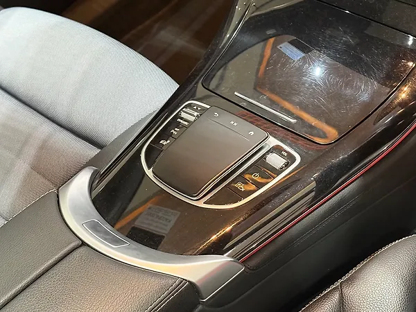 Mercedes-Benz EQC 400 4MATIC - Photo 7