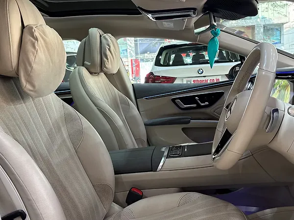 Mercedes-Benz EQS 580 4MATIC - Photo 3