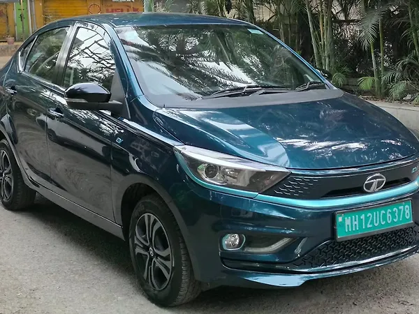 Tata Tiago EV XZ Plus Long Range Fast Charger [2022-2025] - Photo 3