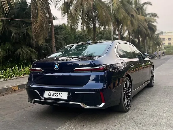 BMW i7 eDrive50 M Sport - Photo 7