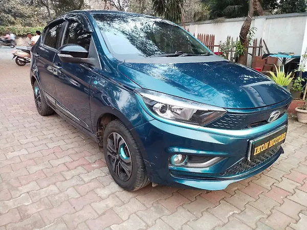 Tata Tiago EV XZ Plus Long Range [2022-2025] - Photo 3
