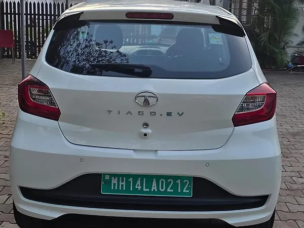Tata Tiago EV XZ Plus Long Range [2022-2025] - Photo 5