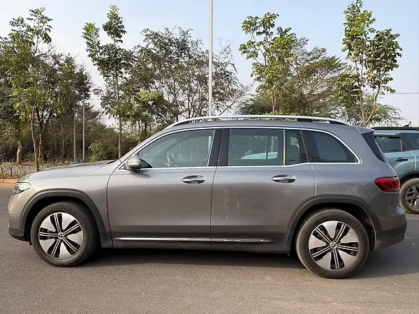 Mercedes-Benz EQB 350 4MATIC - Photo 8