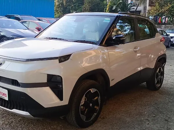 Tata Punch EV Empowered Plus Long Range 3.3 - Photo 4