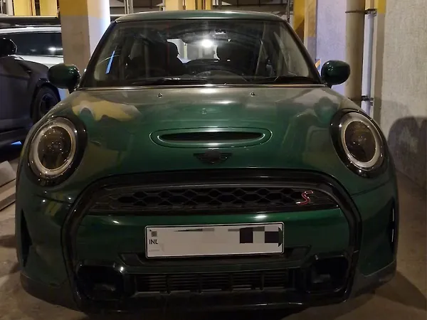 Mini Cooper SE 3-Door - Photo 2