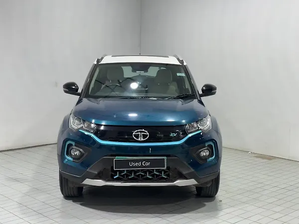 Tata Nexon EV XZ Plus LUX - Photo 1