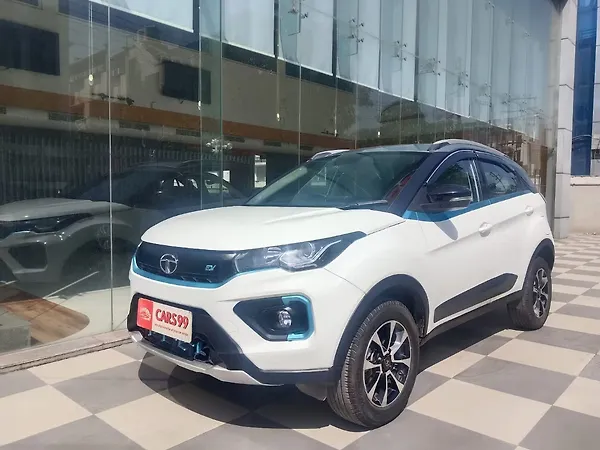 Tata Nexon EV XZ Plus LUX - Photo 5