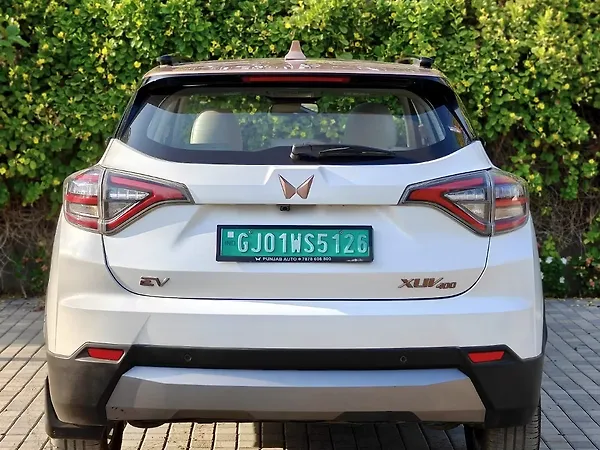 Mahindra XUV400 EL PRO 34.5 kWh Dual Tone - Photo 7