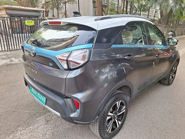 Tata Nexon EV XZ Plus Lux 3.3 KW [2022-2023] - Photo 4