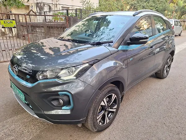 Tata Nexon EV XZ Plus Lux 3.3 KW [2022-2023] - Photo 8
