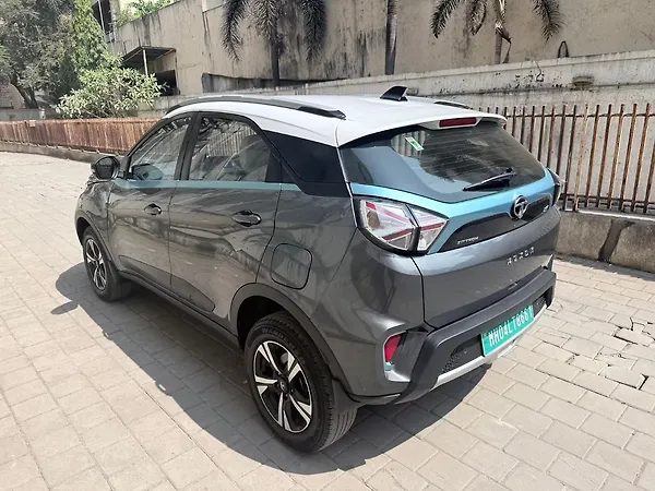 Tata Nexon EV XZ Plus LUX Dark Edition - Photo 6
