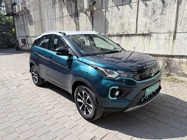 Tata Nexon EV XZ Plus - Photo 3
