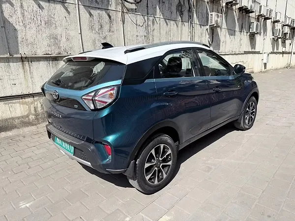 Tata Nexon EV XZ Plus - Photo 5