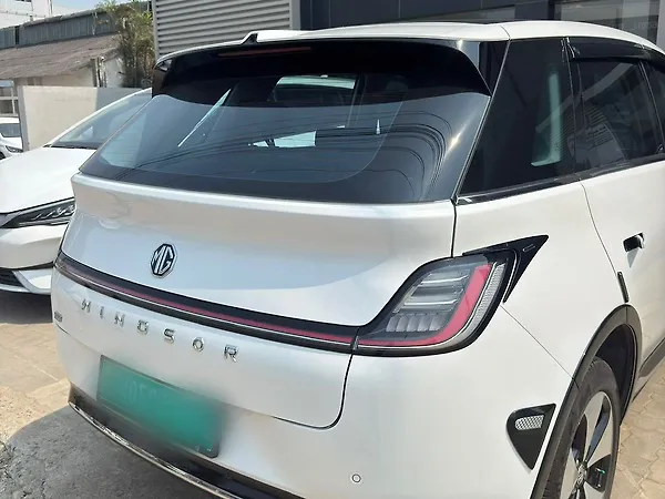 MG Windsor EV Essence 38.0 kWh - Photo 7