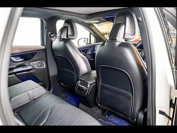 Mercedes-Benz EQE SUV 500 4MATIC - Photo 8