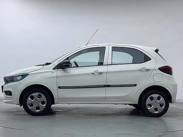 Tata Tiago EV XT Long Range [2022-2025] - Photo 3