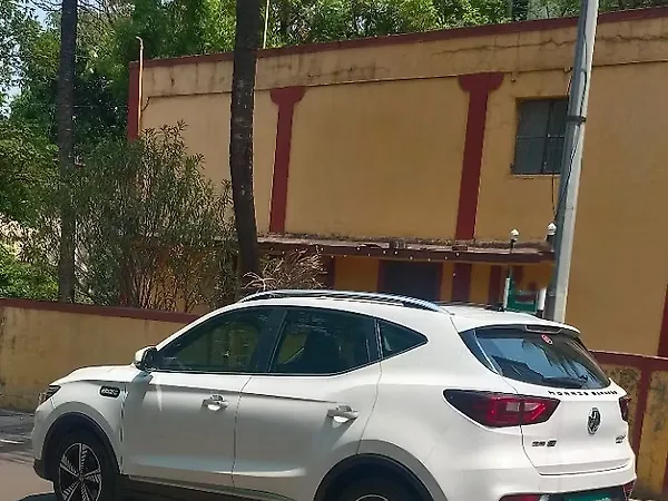 MG ZS EV Exclusive - Photo 4