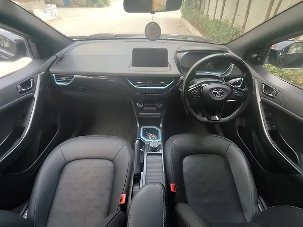 Tata Nexon EV XZ Plus Dark Edition - Photo 7