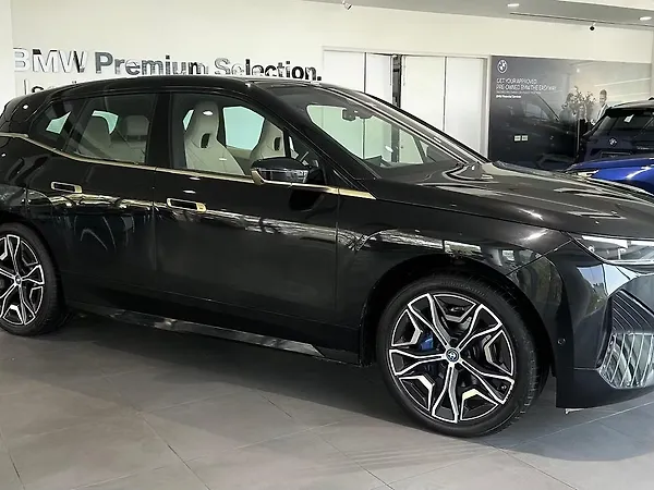 BMW iX xDrive 50 - Photo 5