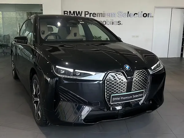 BMW iX xDrive 50 - Photo 3