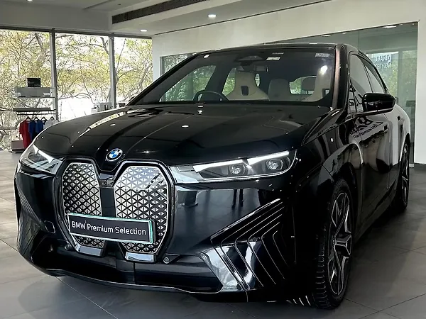 BMW iX xDrive 50 - Photo 4