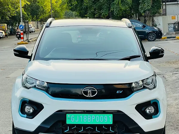Tata Nexon EV XZ Plus - Photo 2