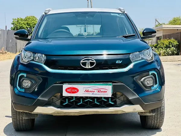 Tata Nexon EV XZ Plus - Photo 3