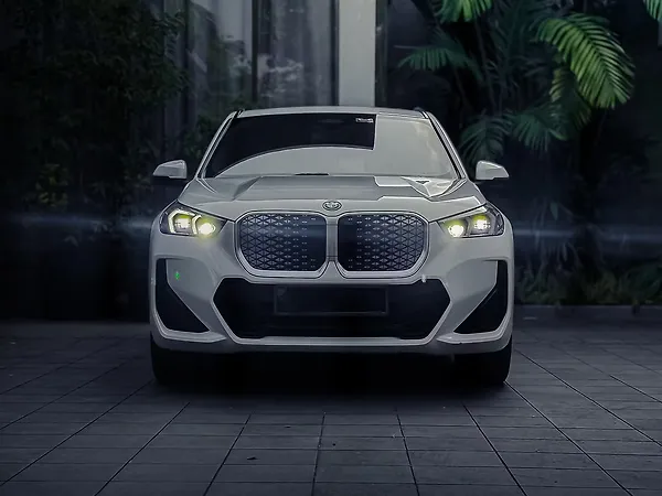 BMW iX1 xDrive30 M Sport - Photo 4