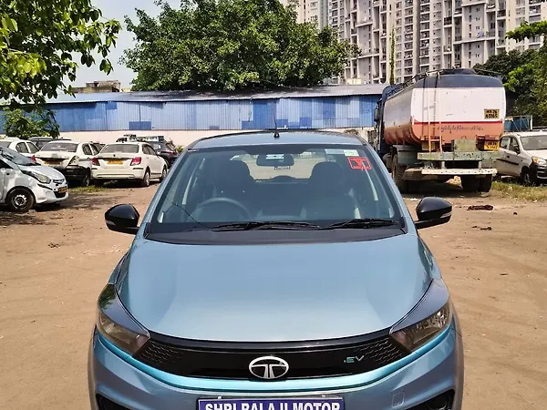 Tata Tiago EV XT Medium Range [2022-2025] - Photo 1