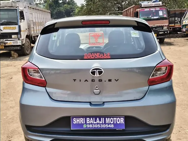 Tata Tiago EV XT Medium Range [2022-2025] - Photo 5