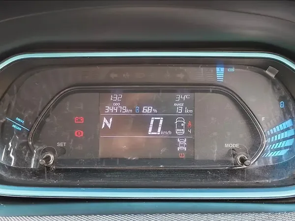 Tata Tiago EV XT Medium Range [2022-2025] - Photo 7