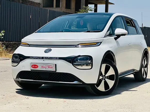 MG Windsor EV Essence 38.0 kWh - Photo 1