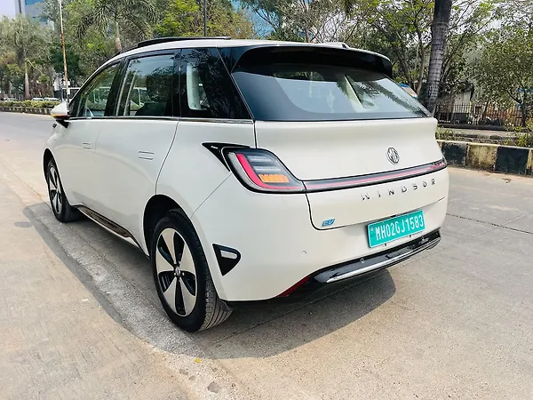 MG Windsor EV Essence 38.0 kWh - Photo 4
