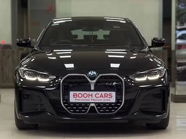 BMW i4 eDrive40 - Photo 2