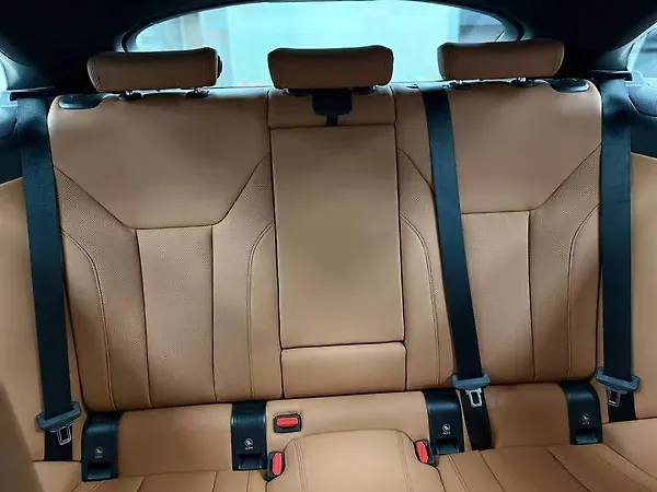 BMW i4 eDrive40 - Photo 4
