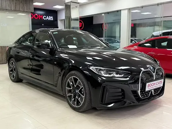 BMW i4 eDrive40 - Photo 5
