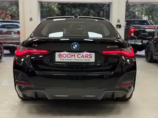 BMW i4 eDrive40 - Photo 7