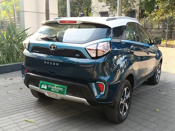 Tata Nexon EV XZ Plus LUX - Photo 5