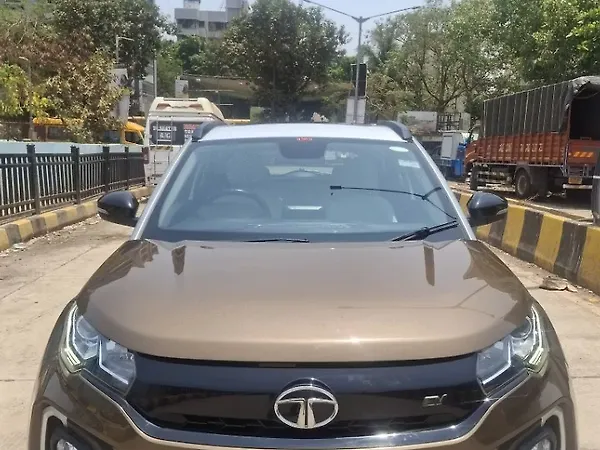 Tata Nexon EV XZ Plus LUX - Photo 2