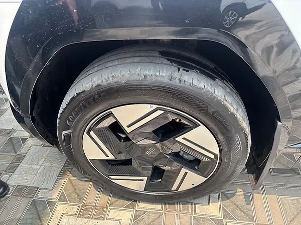 Mahindra Be 6 Pack Three 79.0 kWh No Charger - Photo 8