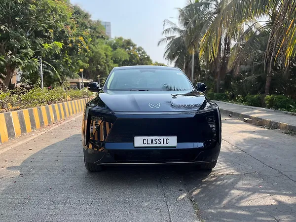 Mahindra XEV 9e Pack Two 79.0 kWh 11.2kW Charger - Photo 2