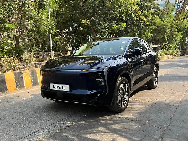 Mahindra XEV 9e Pack Two 79.0 kWh 11.2kW Charger - Photo 4