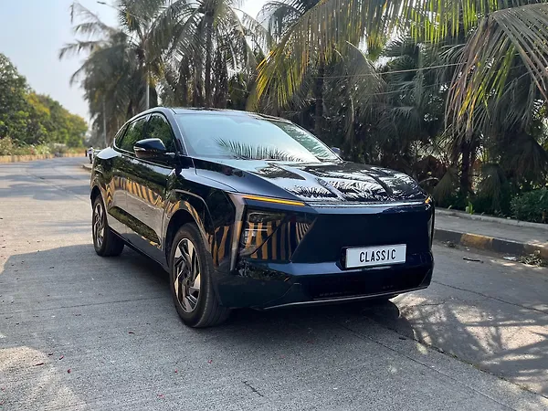 Mahindra XEV 9e Pack Two 79.0 kWh 11.2kW Charger - Photo 5