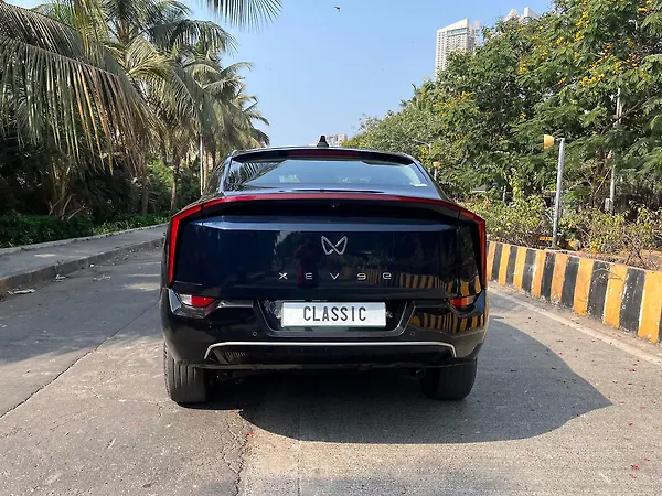 Mahindra XEV 9e Pack Two 79.0 kWh 11.2kW Charger - Photo 6