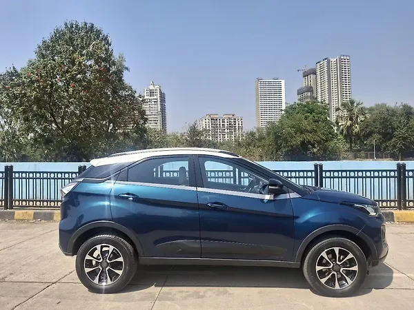 Tata Nexon EV XZ Plus - Photo 3