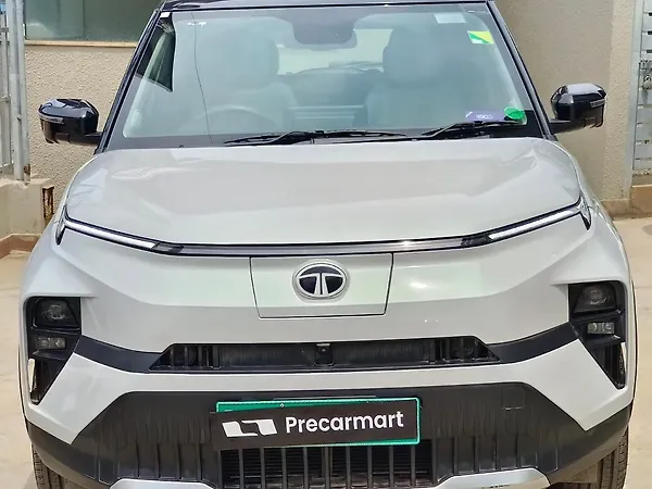 Tata Punch EV Empowered Plus S long Range 7.2 Fast Charger - Photo 7