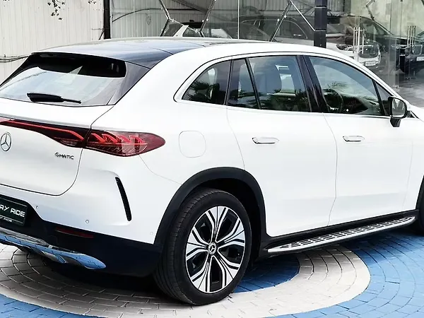 Mercedes-Benz EQE SUV 500 4MATIC - Photo 8