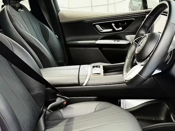 Mercedes-Benz EQE SUV 500 4MATIC - Photo 4